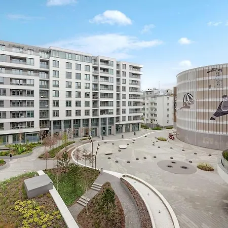 W Gdyni - Plac Unii By Grand *