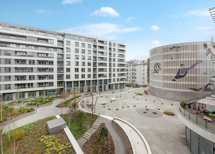 W Gdyni - Plac Unii By Grand *